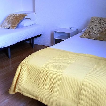 Hotel Le Neoulous Le Boulou Esterno foto