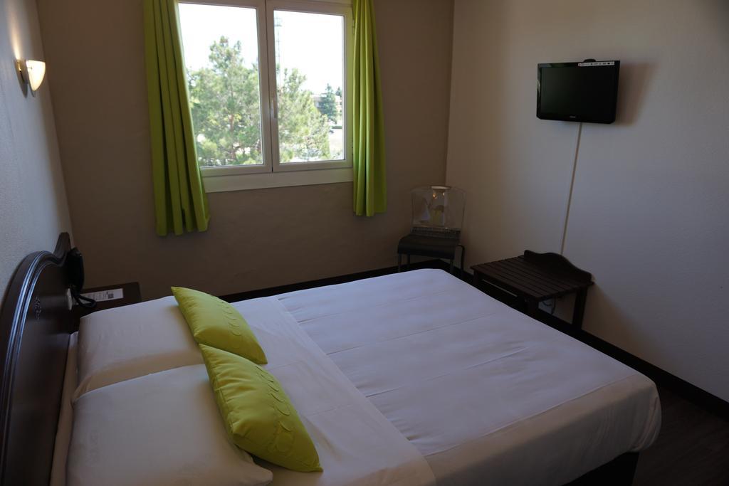 Hotel Le Neoulous Le Boulou Esterno foto