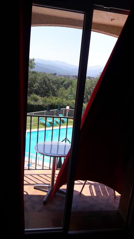 Hotel Le Neoulous Le Boulou Esterno foto