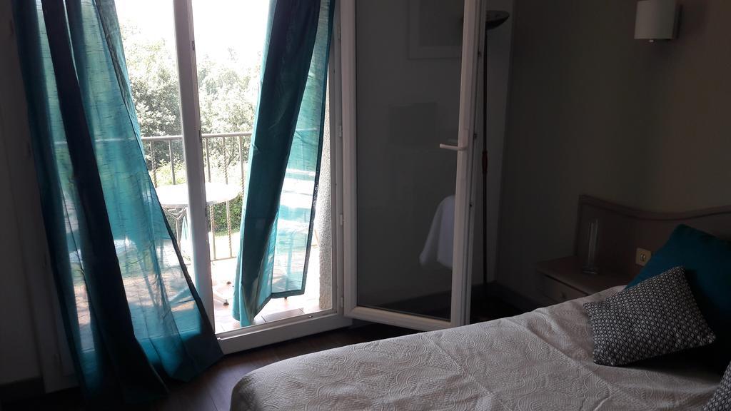 Hotel Le Neoulous Le Boulou Esterno foto