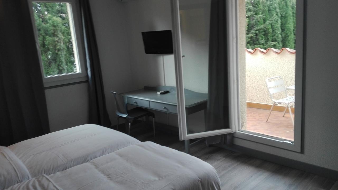 Hotel Le Neoulous Le Boulou Esterno foto