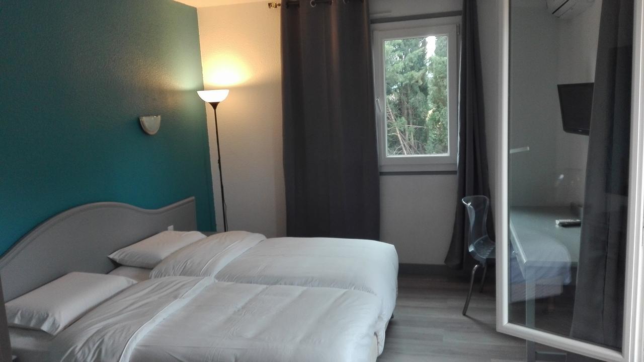 Hotel Le Neoulous Le Boulou Esterno foto