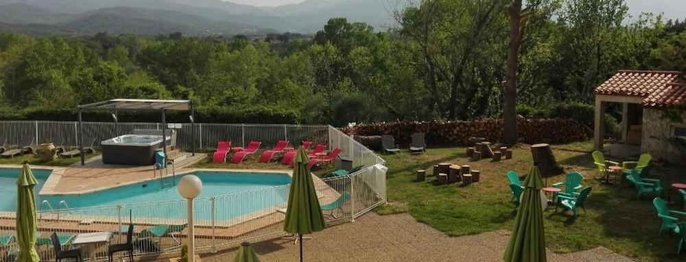 Hotel Le Neoulous Le Boulou Esterno foto
