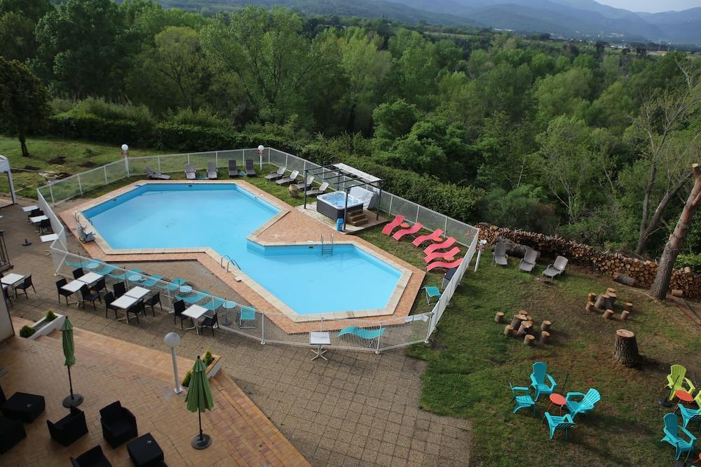Hotel Le Neoulous Le Boulou Esterno foto