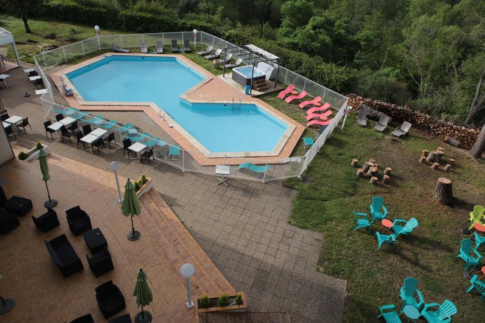 Hotel Le Neoulous Le Boulou Esterno foto
